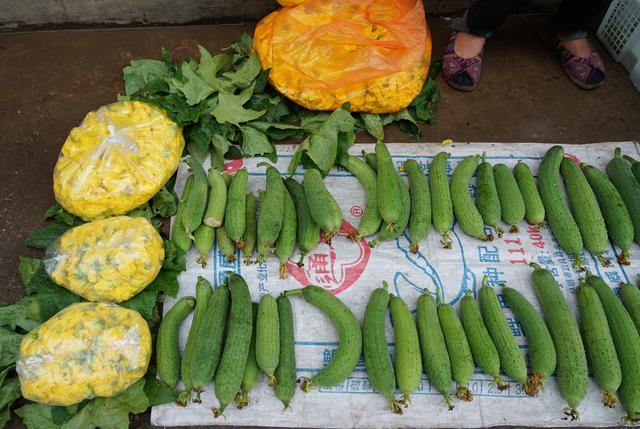 ���߲˰ڷ�̫���ˣ�ũ��Ҳ��ɫ�ʣ���ˮ��������ѧ�㶮��