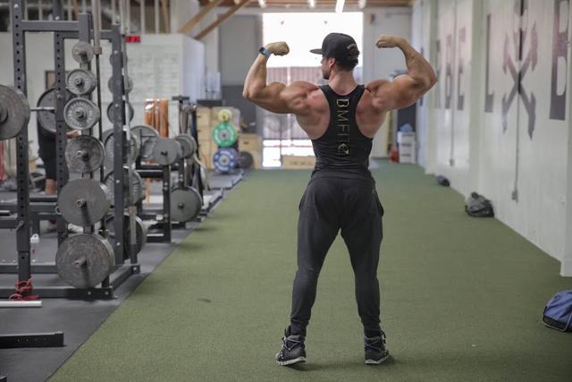 ��˸������������Ķ�������һ���²���˭��