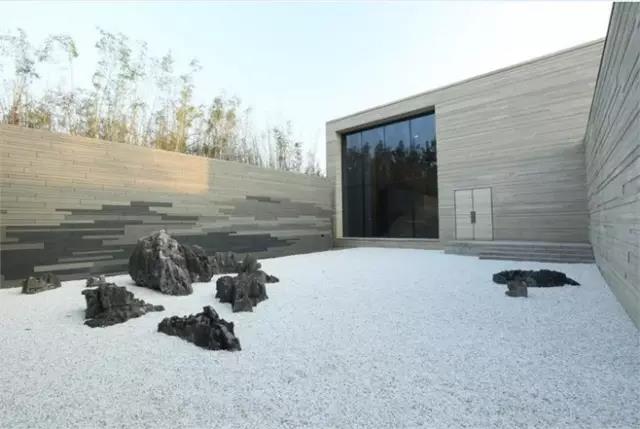 66�ž�ʯͼƬ��ʯͷ�ھ����е�Ӧ��