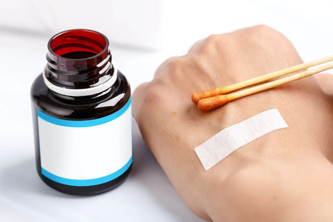 ҽ�þƾ����������ҩˮ����ҩˮ����Щ����������ȷ�÷���ʲô��