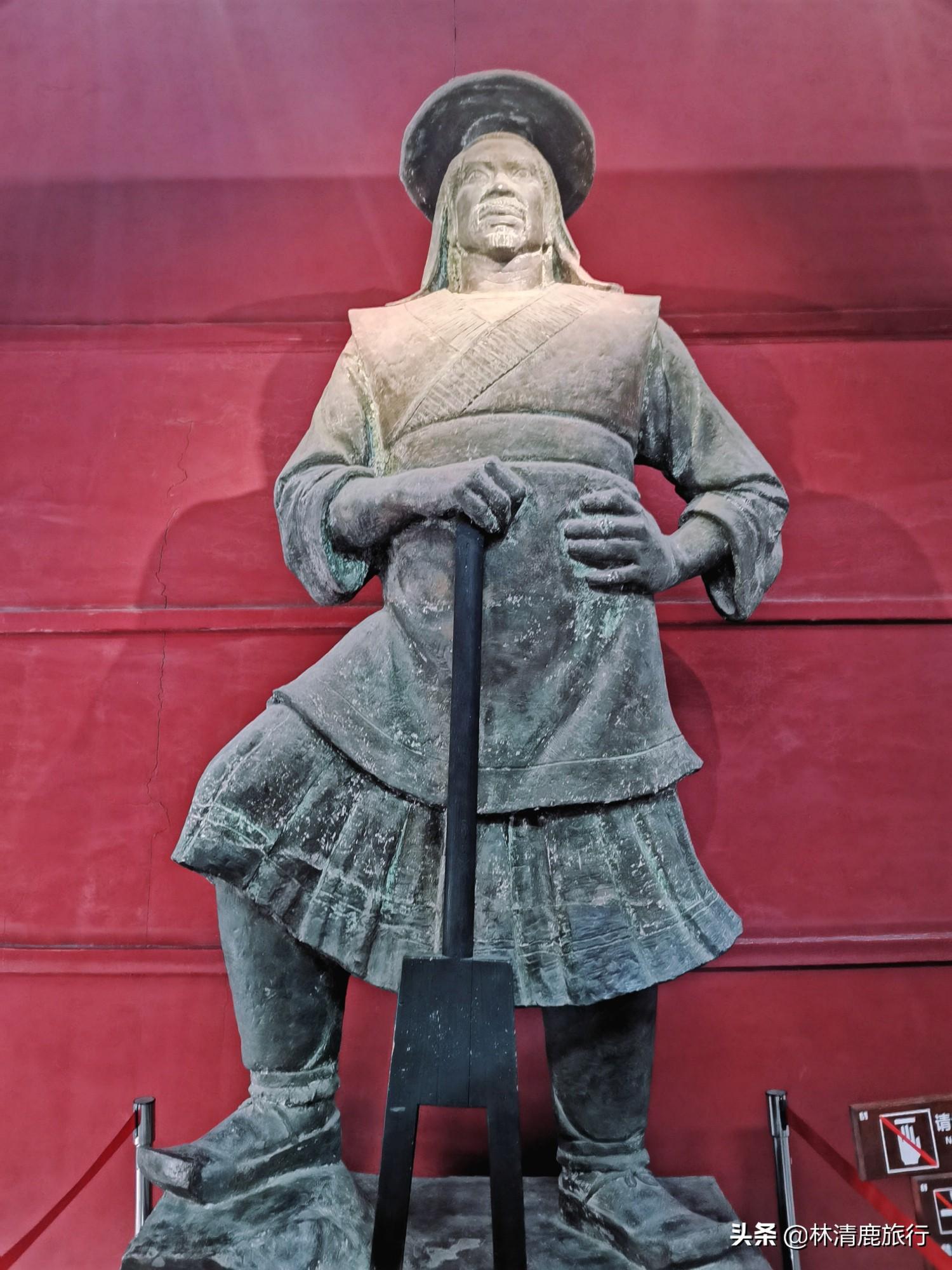 �人Ψһ�ٽ������Ĺ�¥���Ȼƺ�¥�徻������������ѵص�