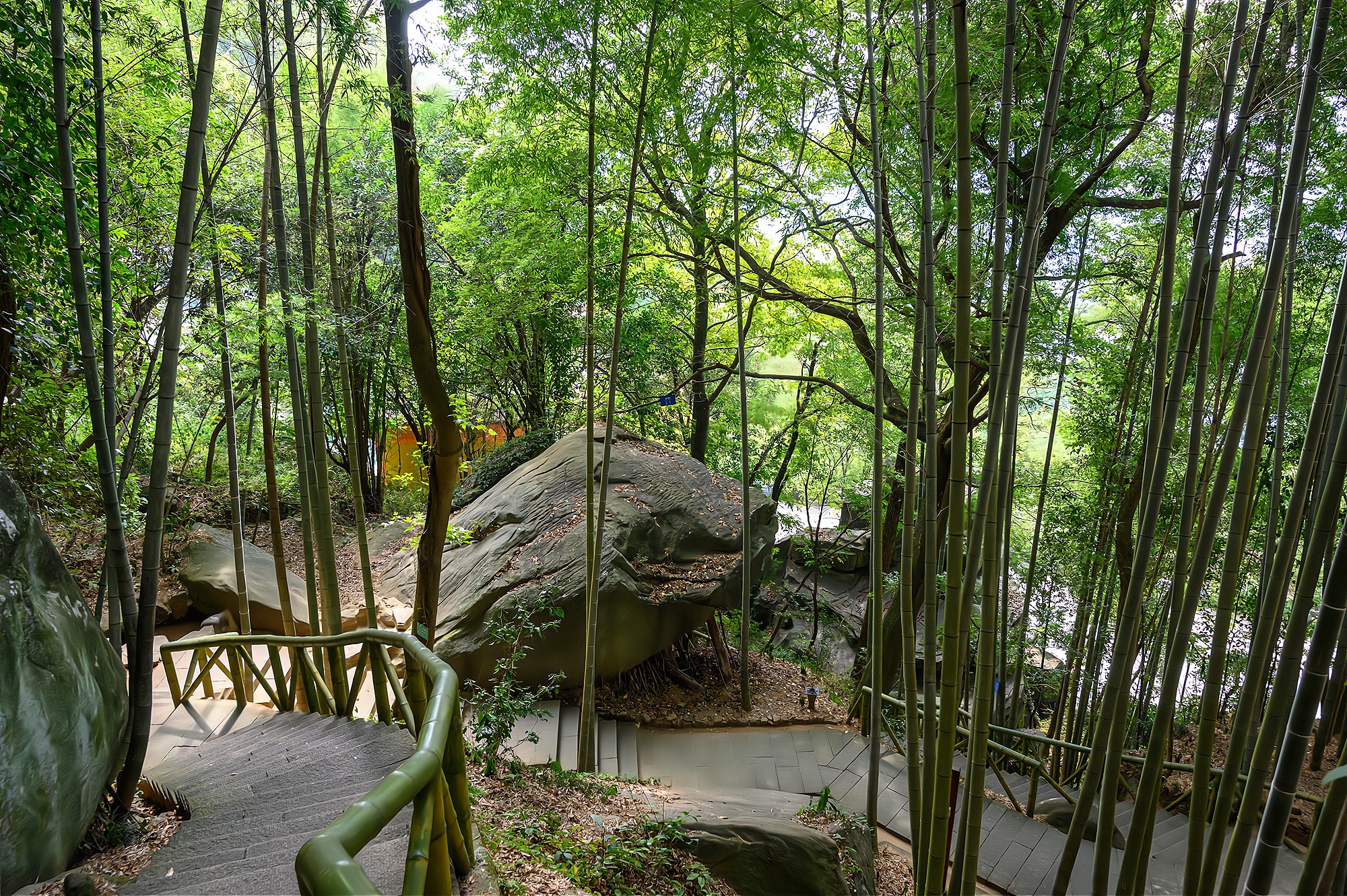 ���ձ����������Ĺ��£����������������1300������ʷ