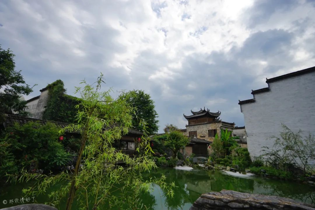 ��ɽ��˵��0�����Ļ��̴�լ���ޣ�������������ס�ڴ��辰��