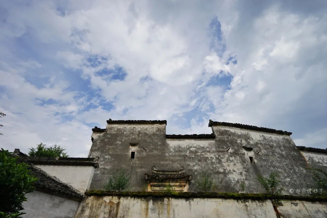 ��ɽ��˵��0�����Ļ��̴�լ���ޣ�������������ס�ڴ��辰��