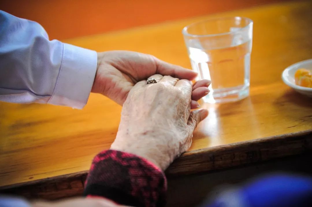 Ϊʲô������֮�󣬻������ӣ�����ѧ�ҵĻش��ͳһ