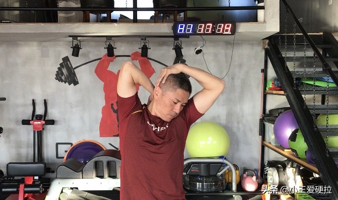 9�����ϵľ�׵���������������ͷʹѣ�ζ���֢״�����Ҹ��Ʒ���