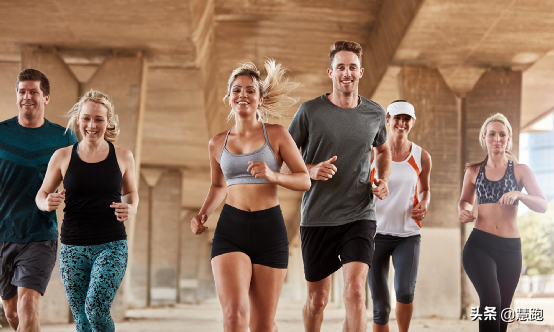 �˶�����������𣿶�16���˶�Ա�����о���ó��Ľ���