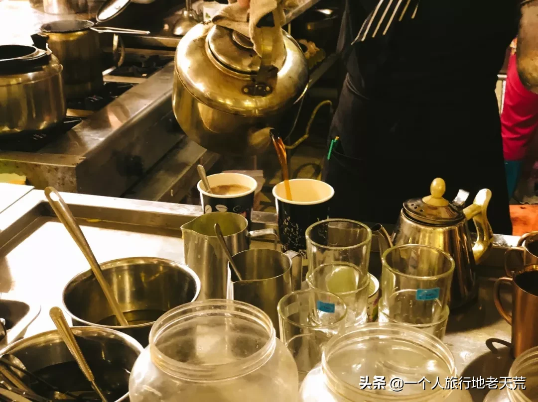 ����ǹ�����ݵ�8�����У�������ȥ������������