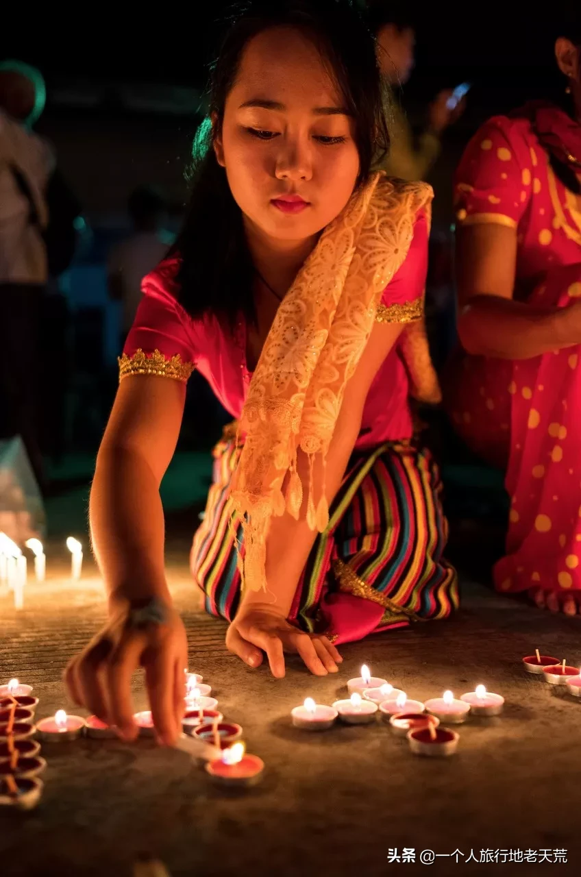 ����ǹ�����ݵ�8�����У�������ȥ������������