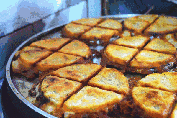 ����ǹ�����ݵ�8�����У�������ȥ������������