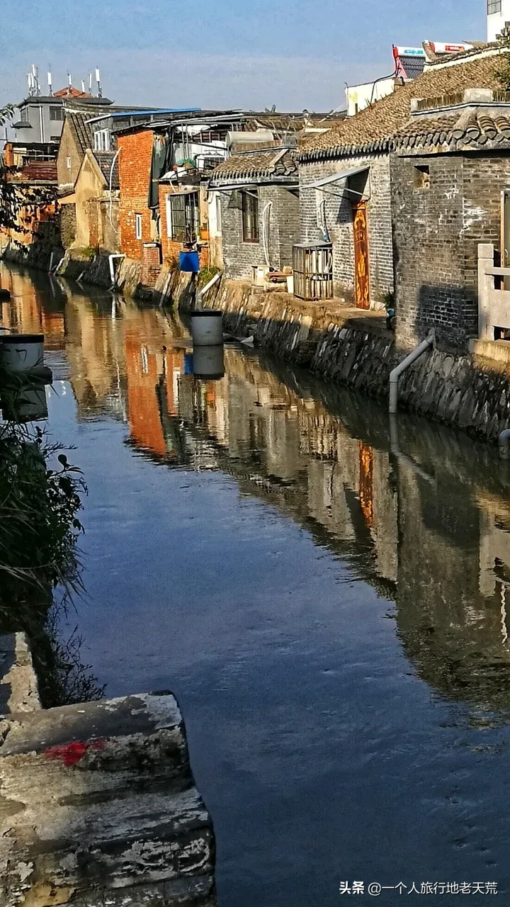 ����ǹ�����ݵ�8�����У�������ȥ������������