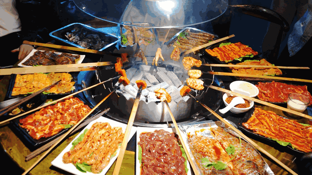 ����ǹ�����ݵ�8�����У�������ȥ������������