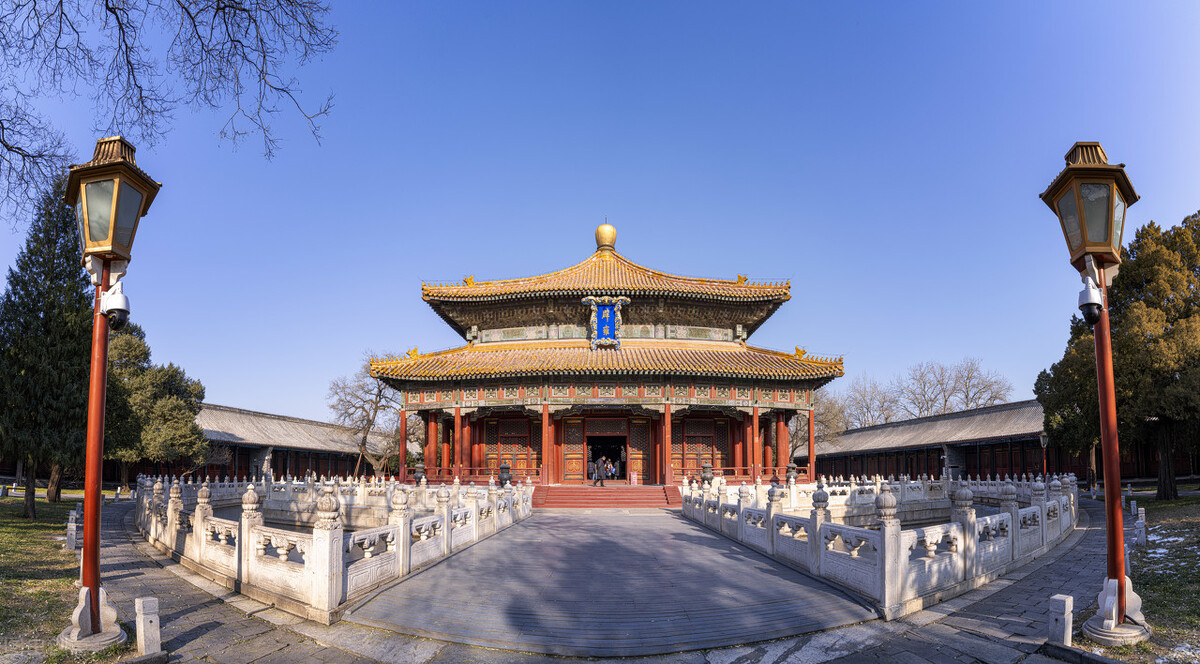 �������αع��6����ͬ���������ڡ���ζ����