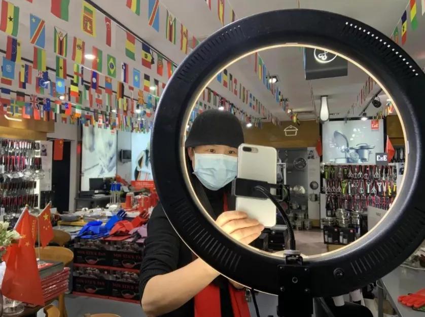 ���ڲ�һ�����㷢�ƣ���һ��������úù�