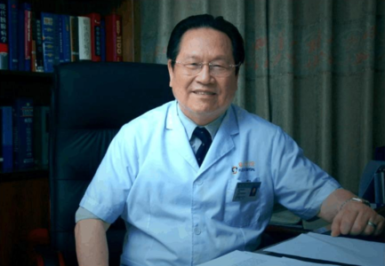 ����ҽԺԺ�����ϸΰ�������15���޸��������ܽ��4���ĵ�