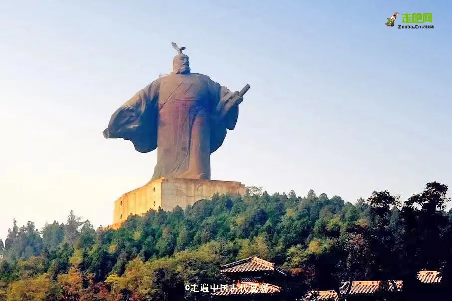 25��С����ԹŴ�Ĺ�ᣬ1��̽��80��������־�߱��й���Ĺ