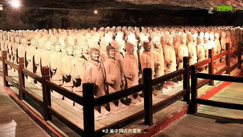 25��С����ԹŴ�Ĺ�ᣬ1��̽��80��������־�߱��й���Ĺ