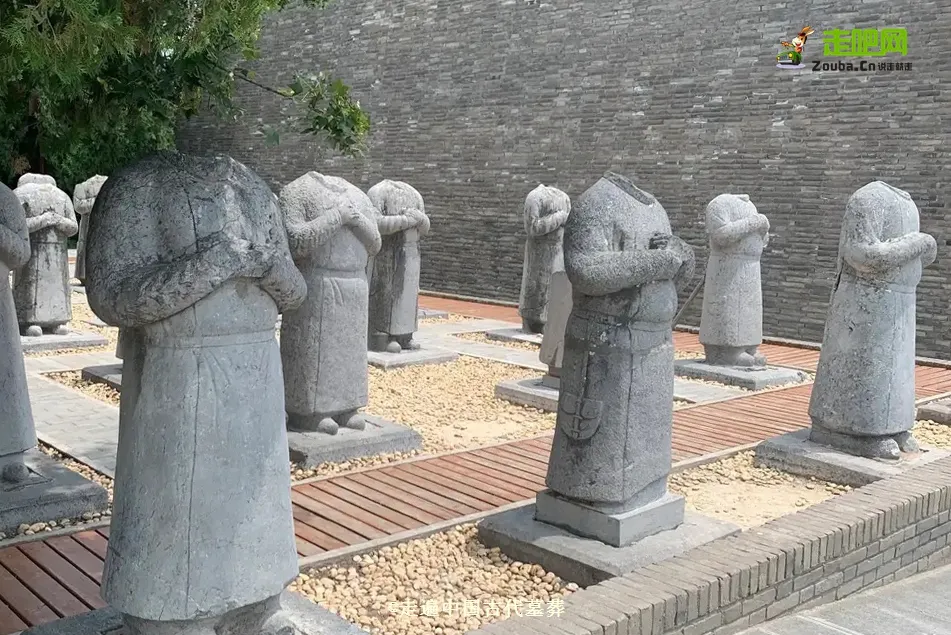 25��С����ԹŴ�Ĺ�ᣬ1��̽��80��������־�߱��й���Ĺ