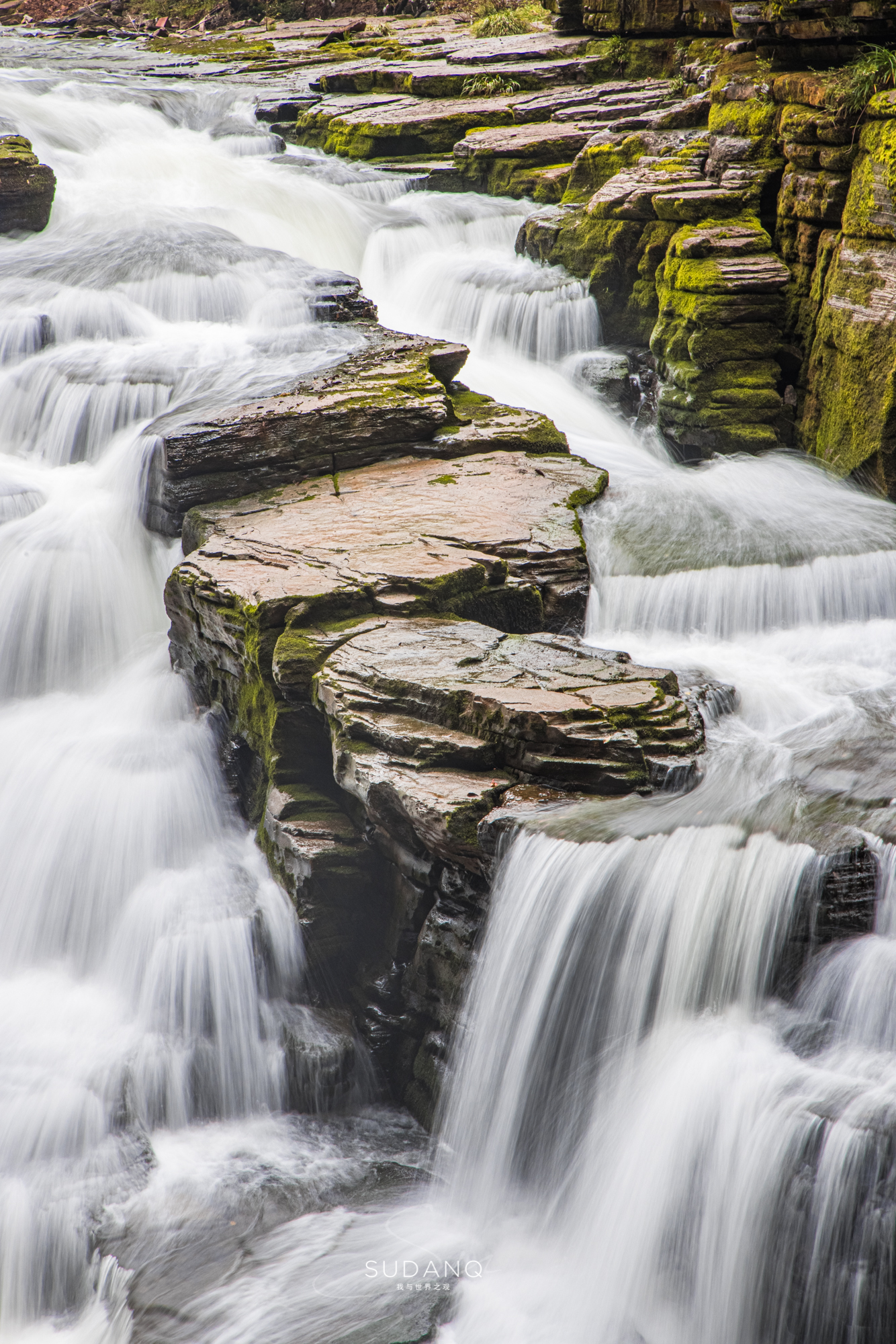 ʵ�����޵�һ�󶴣�������1000���ˣ�һ��20��Ľ������ܷ�ֱ����