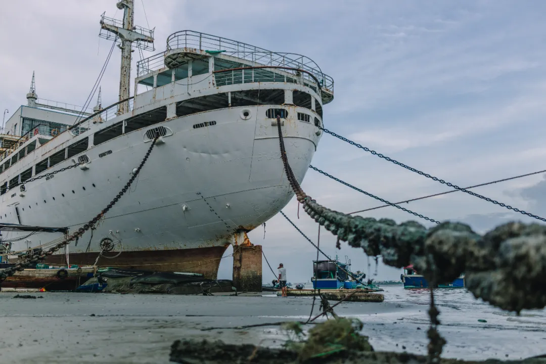 ��ģ�������ȥһ��տ��