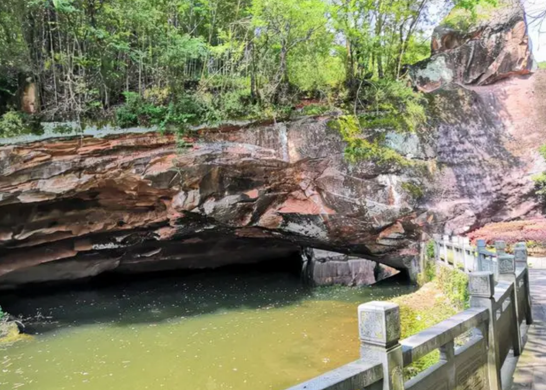 1992꣬㽭ˮ̶ǧ깬ѳΪ4Aη羰