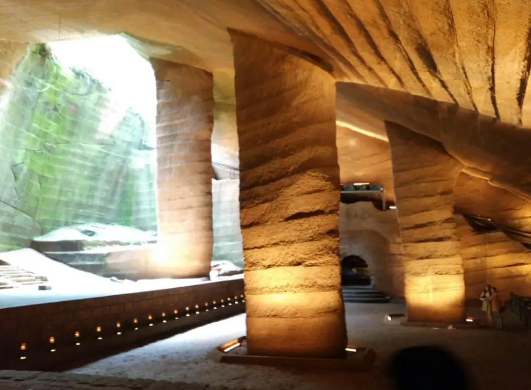 1992꣬㽭ˮ̶ǧ깬ѳΪ4Aη羰