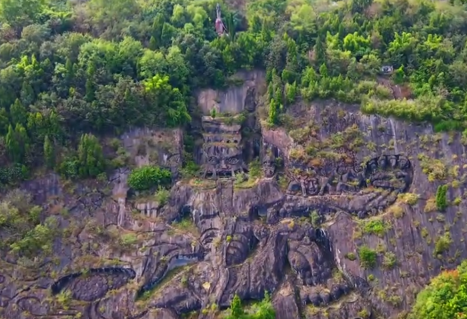 �ᶼ������켪��˹��¼���������Ħ��ʯ�̣���Ʊ10�飬�ο�ϡ��