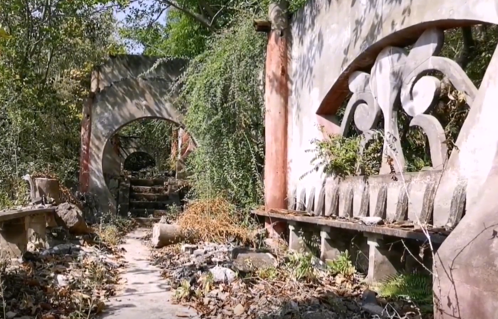 �ᶼ������켪��˹��¼���������Ħ��ʯ�̣���Ʊ10�飬�ο�ϡ��