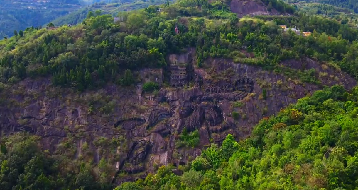 �ᶼ������켪��˹��¼���������Ħ��ʯ�̣���Ʊ10�飬�ο�ϡ��