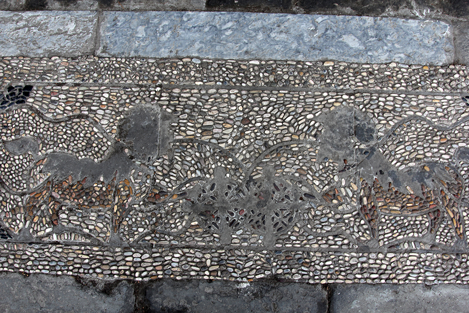 ���ڿ���һ�˵��Ͻ�������԰����һ�������ĸ��ܣ�